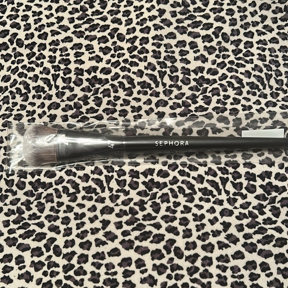 NWT SEPHORA Pro Foundation Make Up Brush #47 - Picture 7 of 7